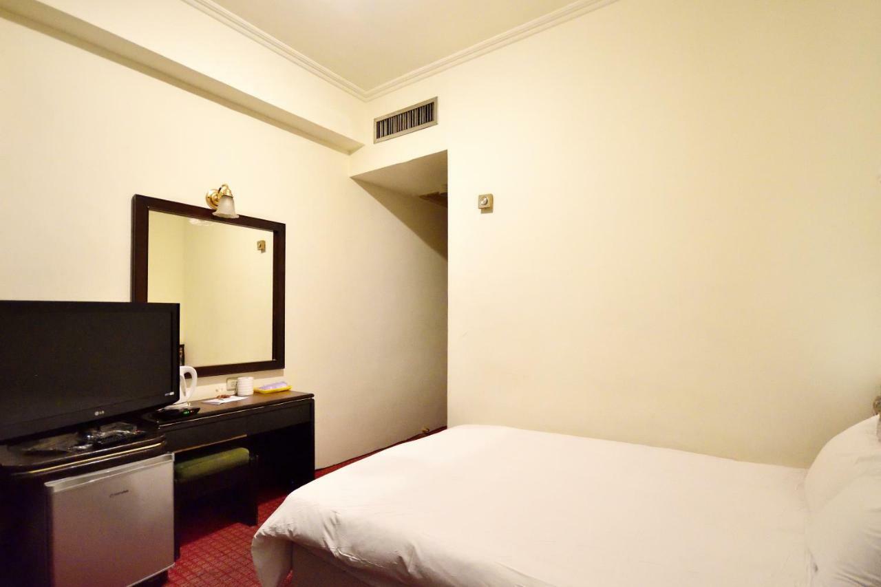Yuanshin Hotel Taitung Экстерьер фото